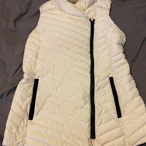 Atlhleta asymmetrical vest
